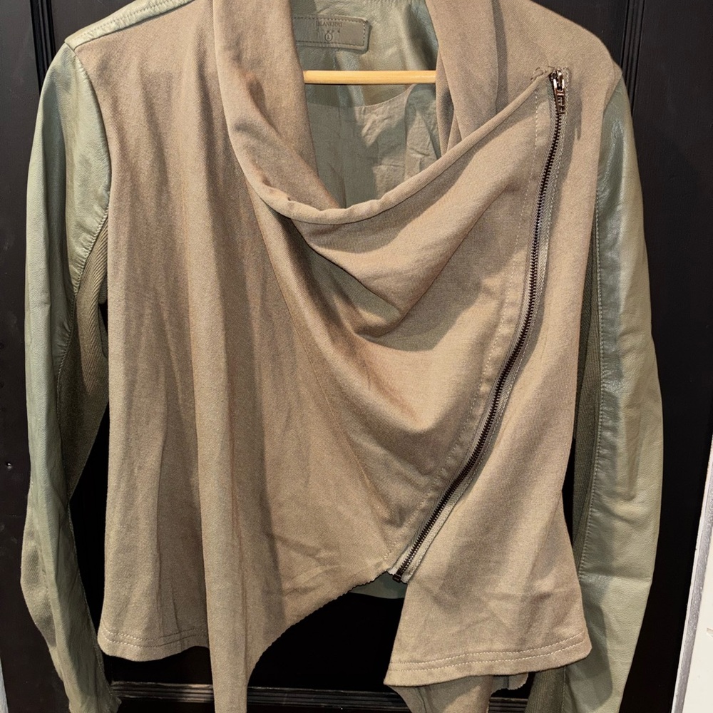 BLANKNYC Olive Green Khaki Faux Vegan Leather and Knit Moto Jacket Size Large